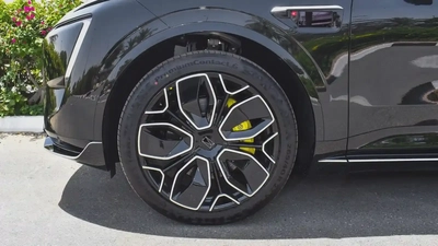 AVATR 11 SPORT-3