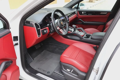 PORSCHE CAYENNE-2020-122000KM-GCC SPECS-EXCELLENT CONDITION-11