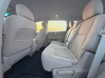 2016 Nissan Pathfinder S GCC Specs-14