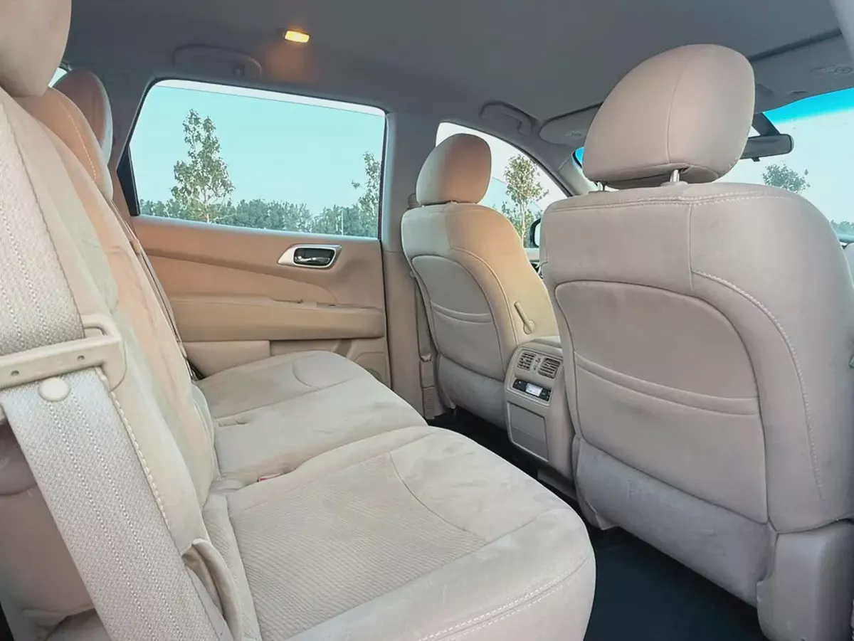 2016 Nissan Pathfinder S GCC Specs-11-11