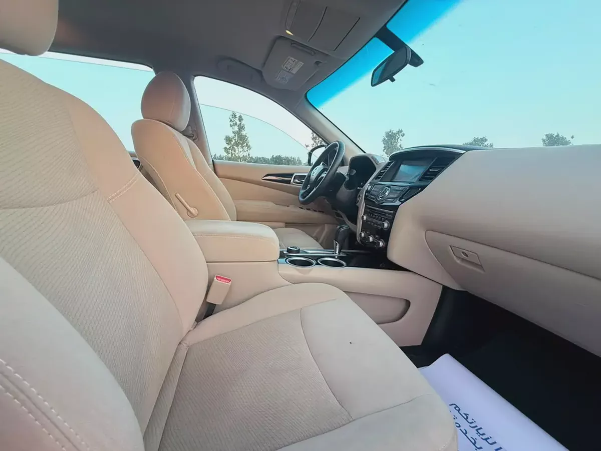 2016 Nissan Pathfinder S GCC Specs-18-18