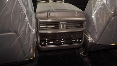 Lexus LX600 3.5L V6-17