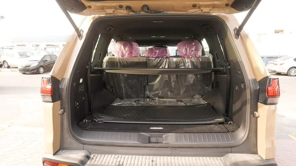 Lexus LX600 3.5L V6
