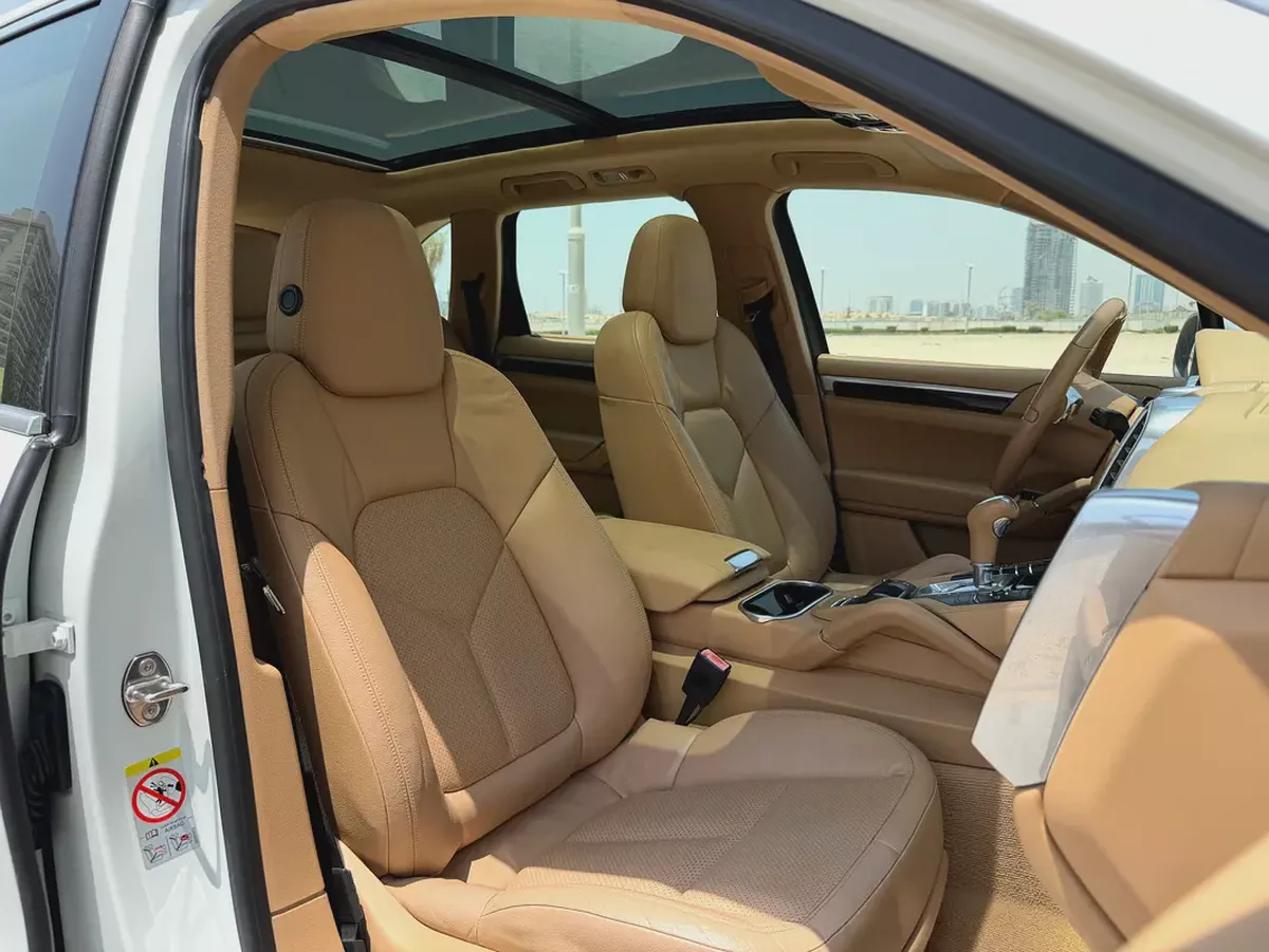2014 Porsche Cayenne Standard-8-8