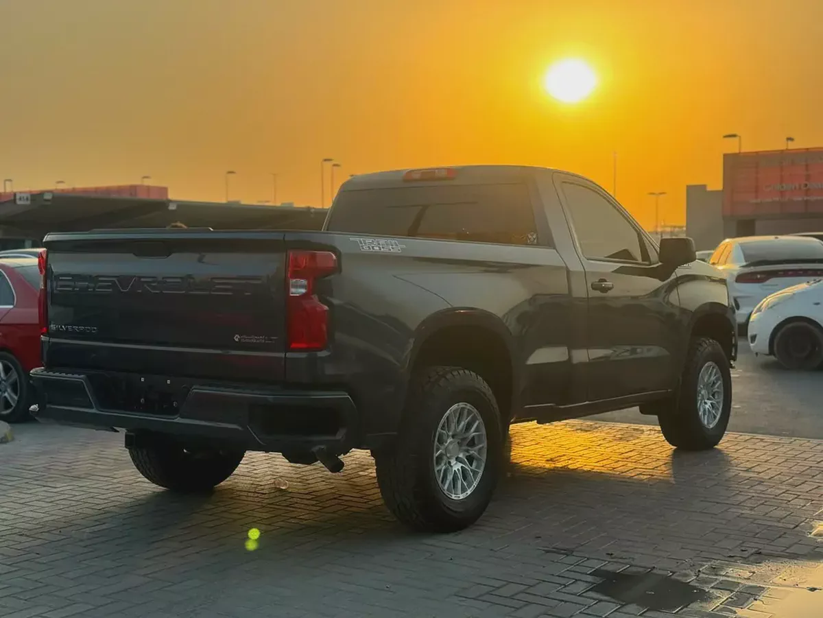 شيفرولية سلفردو LT  2021 مواصفات خليجية باب واحد بحالة جيدة-5-5