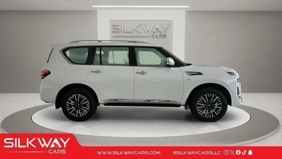Nissan Patrol LE PLATINUM CITY Nissan Patrol Platinum LE 2024 5.6L 0KM (Export ONLY)-3