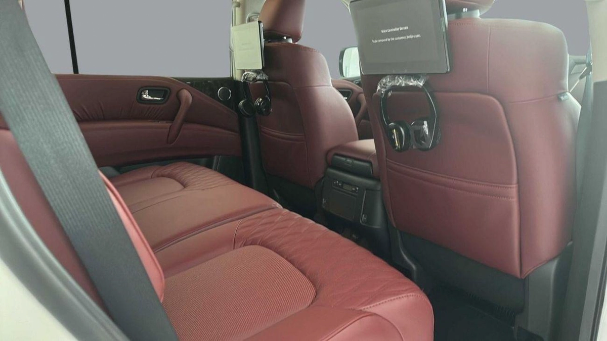 Nissan Patrol LE PLATINUM CITY Nissan Patrol Platinum LE 2024 5.6L 0KM (Export ONLY)-9-0