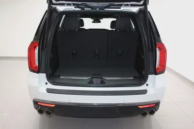 GMC Yukon AT4 2023 GCC Specs-5