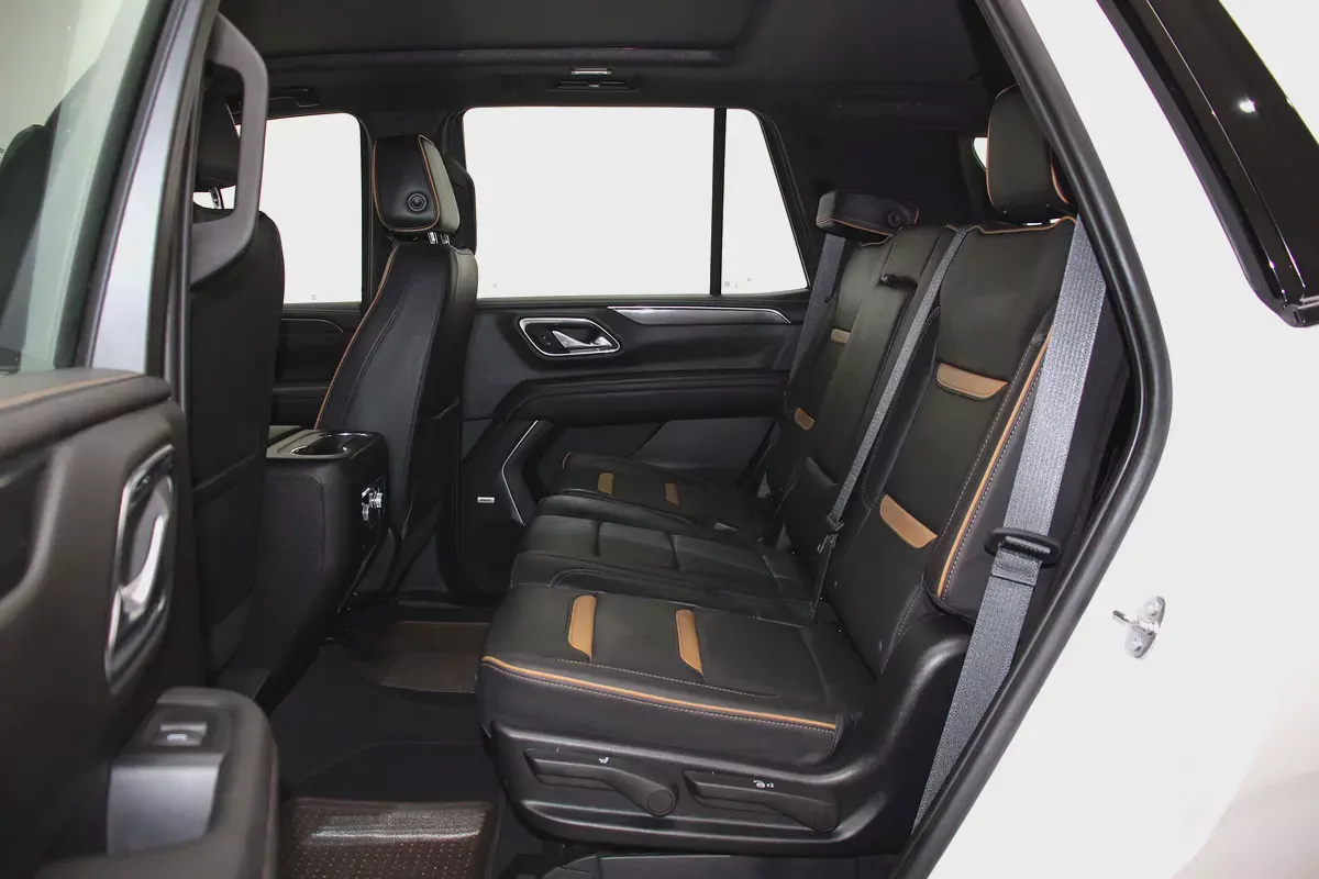 GMC Yukon AT4 2023 GCC Specs-9-9
