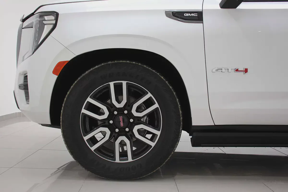 GMC Yukon AT4 2023 GCC Specs-4-4