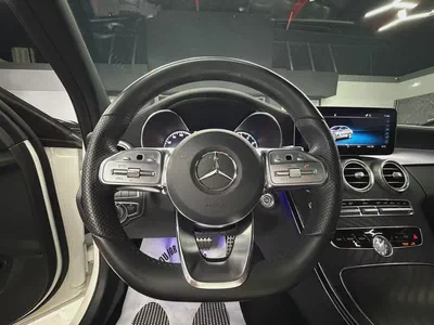 C200 AMG | Full Agency Service History | Low Kms | GCC Specs-10