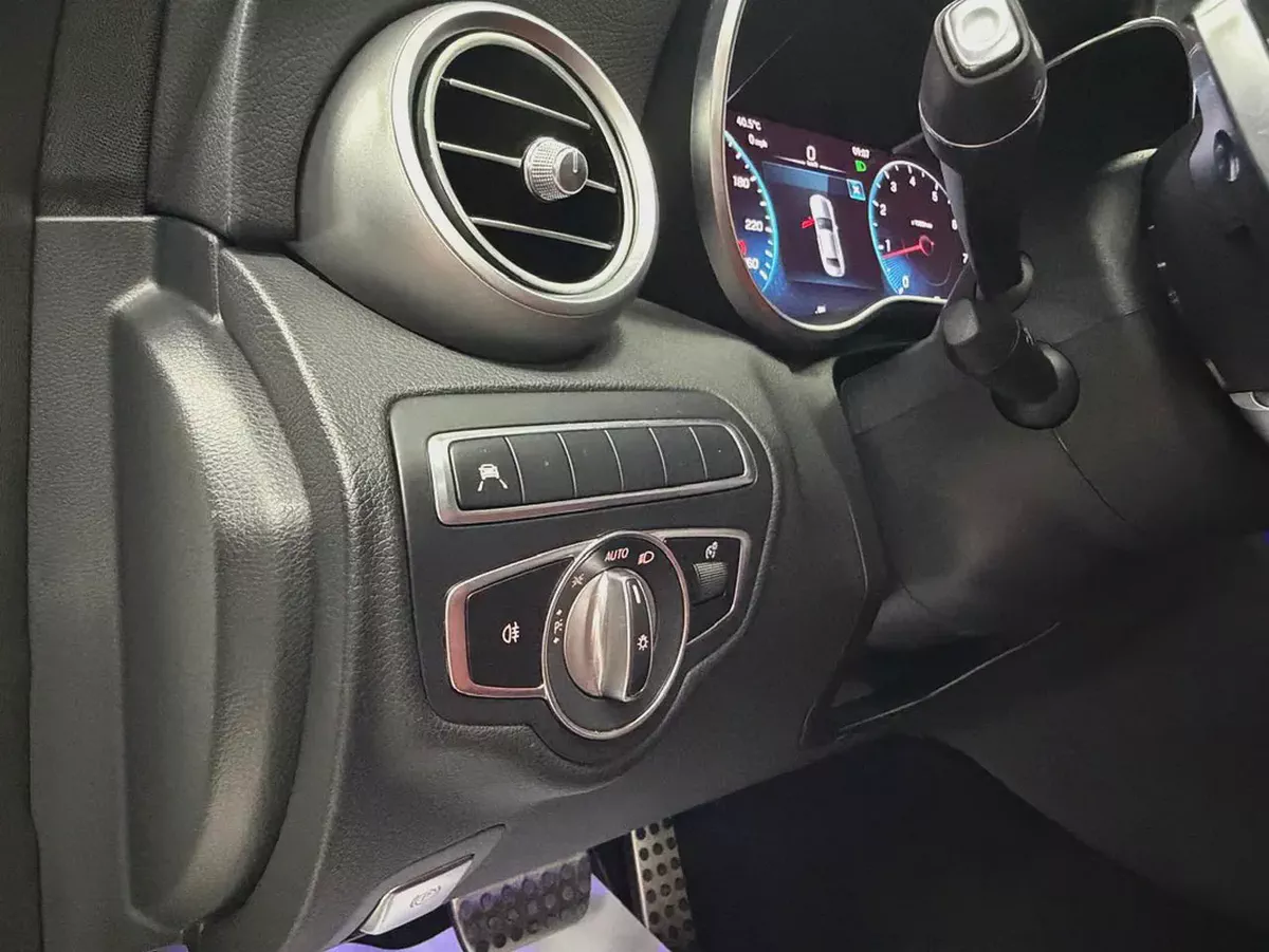 C200 AMG | Full Agency Service History | Low Kms | GCC Specs-14-14