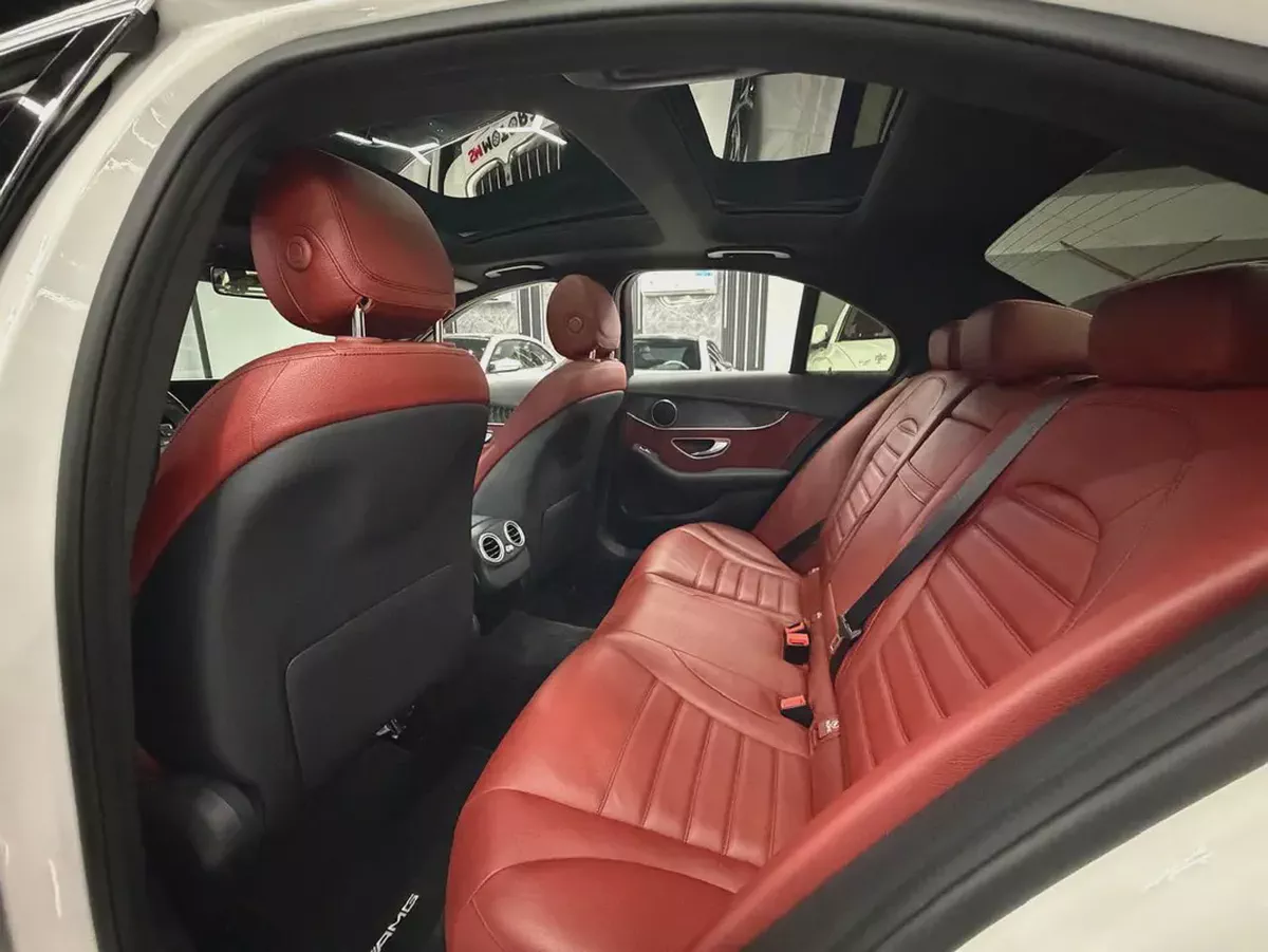 C200 AMG | Full Agency Service History | Low Kms | GCC Specs-17-17