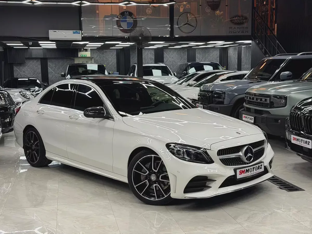 C200 AMG | Full Agency Service History | Low Kms | GCC Specs