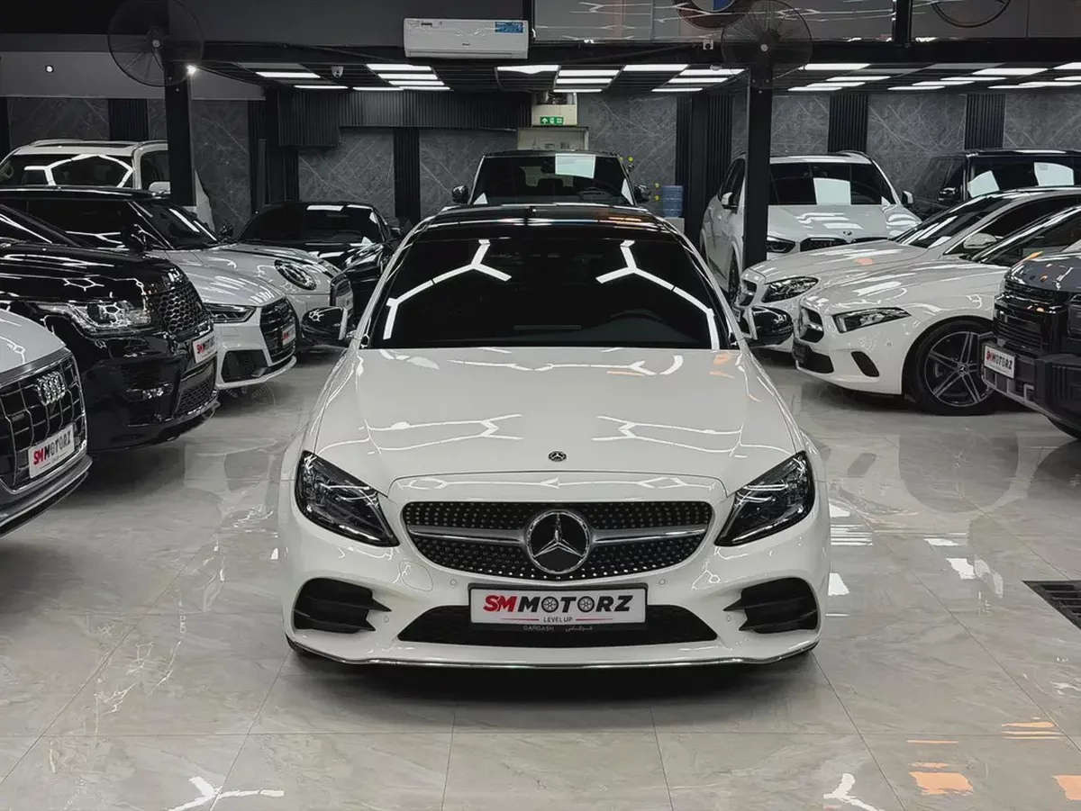 C200 AMG | Full Agency Service History | Low Kms | GCC Specs-2-2