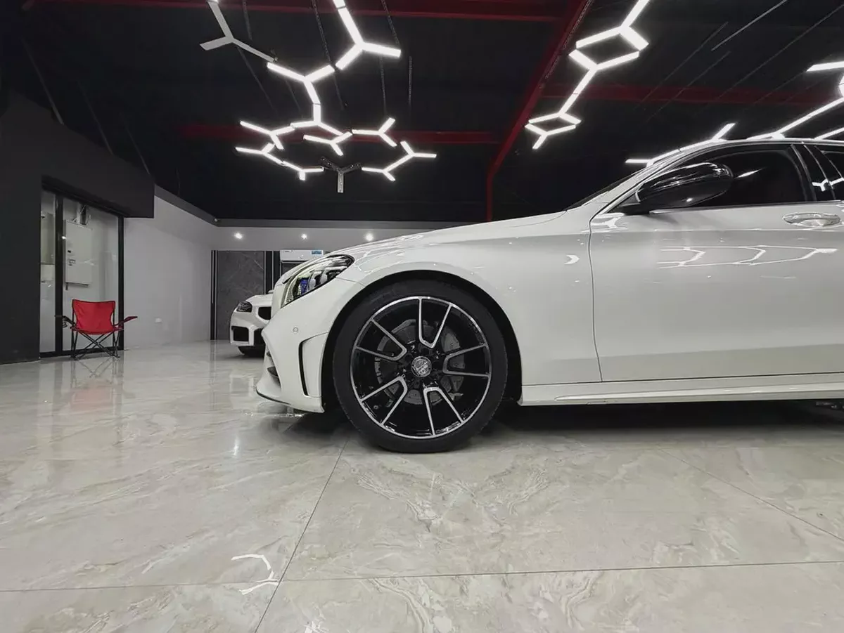 C200 AMG | Full Agency Service History | Low Kms | GCC Specs-6-6