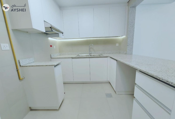 Apartment for rent in Al Nasr Square, Oud Metha