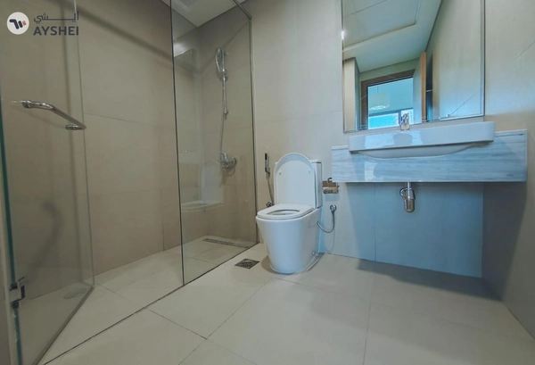 Apartment for rent in Al Nasr Square, Oud Metha