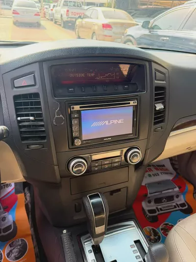 Mitsubishi Pajero 2013 GLS GCC Specs - Well Maintained-9