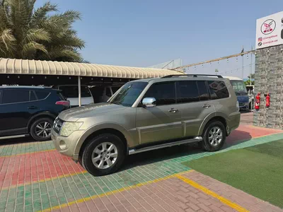 Mitsubishi Pajero 2013 GLS GCC Specs - Well Maintained-2