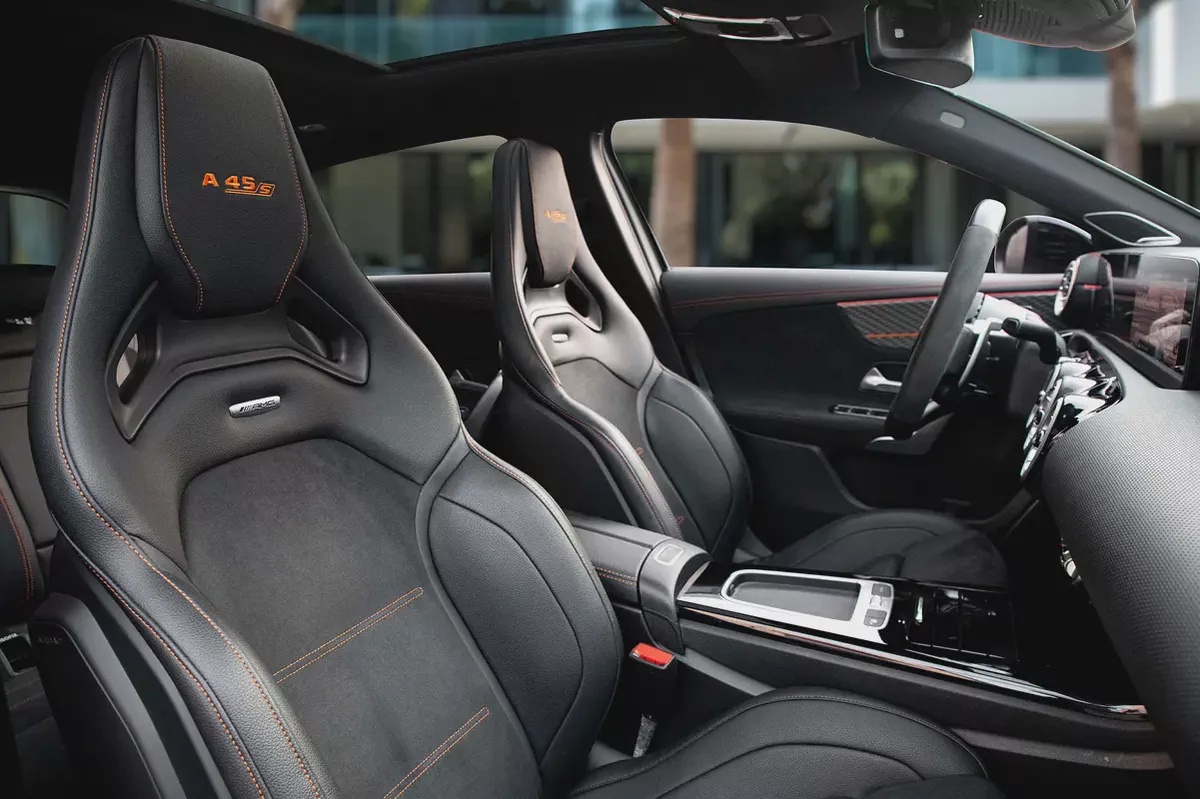 3,917 P.M |  A45 AMG S | 0% Downpayment | Magnificient Condition!-10-10