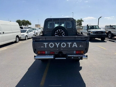 Toyota Land Cruiser Pick Up-7