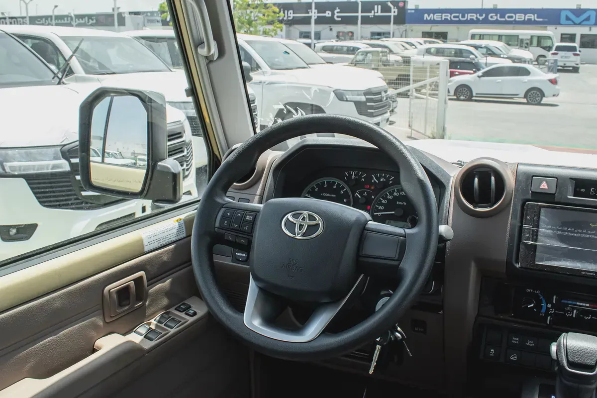 Toyota Land Cruiser 70 Series 4.0L LC 79 Base 2026 GCC Specs-6-6