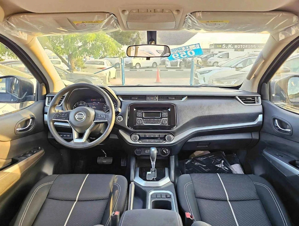 Nissan X Terra SE 7 SEATS / 2.5L PETROL V4 / LEATHER SEATS / PUSH START / 4WD (CODE # 69096)-5-5
