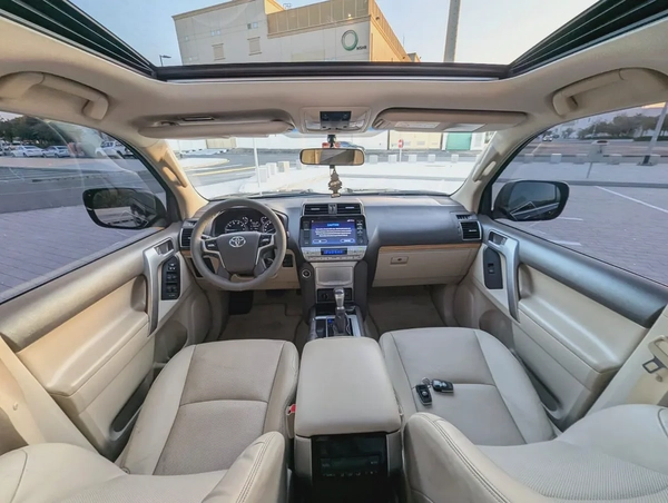Toyota Prado VXR 2020 GCC Specs - Accident Free - Well Maintained