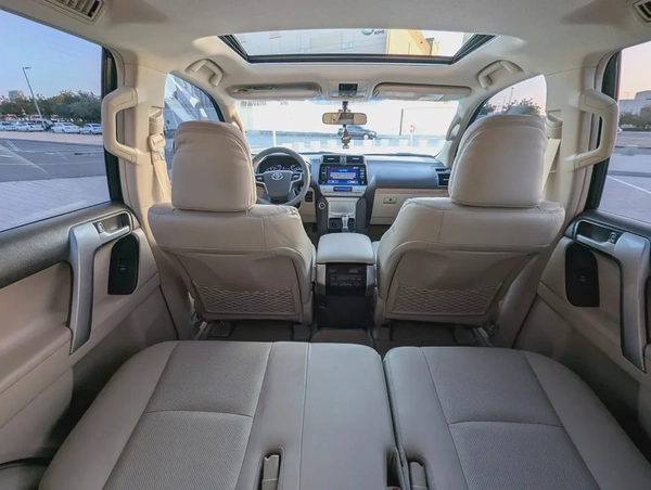 Toyota Prado VXR 2020 GCC Specs - Accident Free - Well Maintained