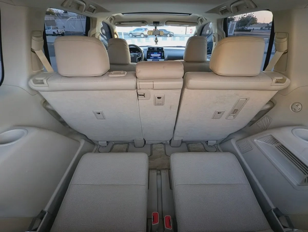 Toyota Prado VXR 2020 GCC Specs - Accident Free - Well Maintained