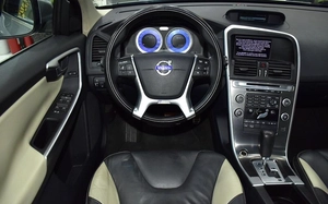 Volvo T6 AWD R-Design ( 2010 Model ) in Silver Color GCC Specs
