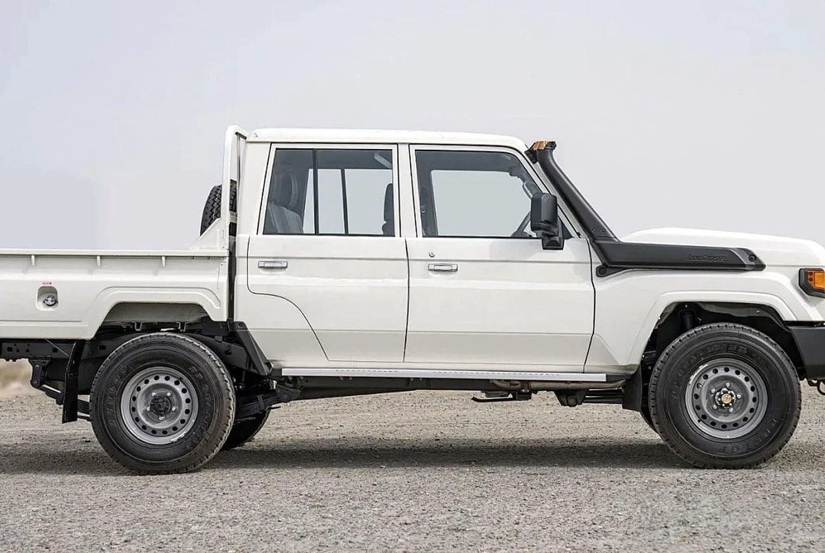 Toyota Land Cruiser 70 D/C  4.2  DIESEL-3-3