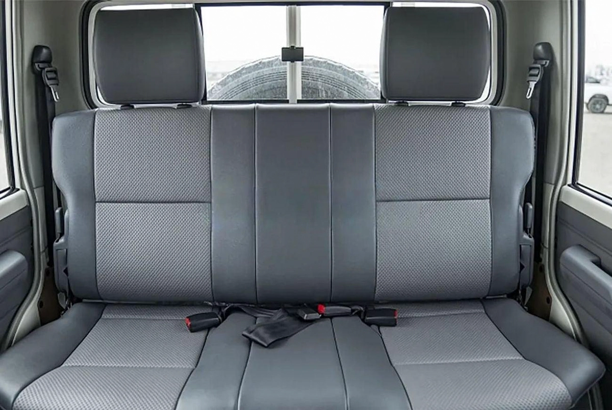 Toyota Land Cruiser 70 D/C  4.2  DIESEL-10-10