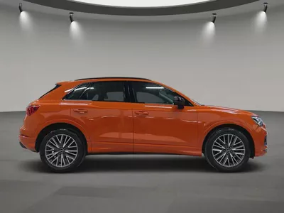 2023 Audi Q3 35 TFSI Progress Black - Agency Warranty + Service Contract-3