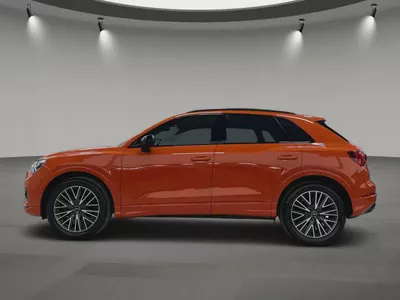 2023 Audi Q3 35 TFSI Progress Black - Agency Warranty + Service Contract-7