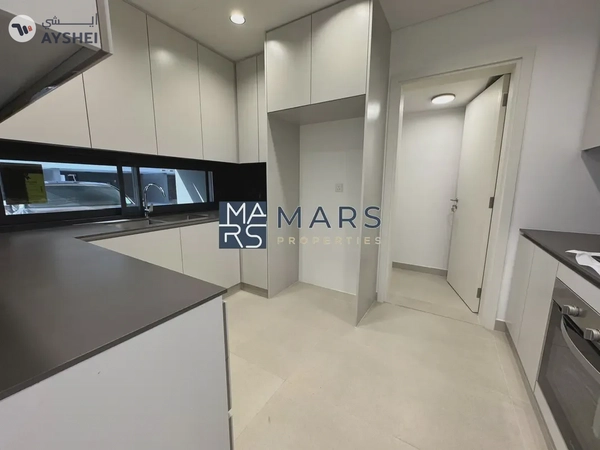 3BR Corner Unit in Green Community-Move-In Ready