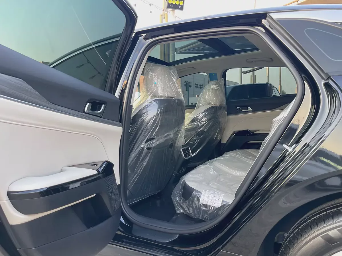 2026 Kia K5 EX GCC Specs-11-11