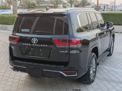 Toyota Land Cruiser VXR 2023 Twin turbo GCC specs Excellent Condition-13