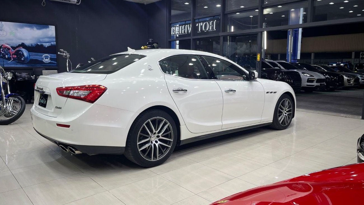 Maserati Ghibli STD-7-7