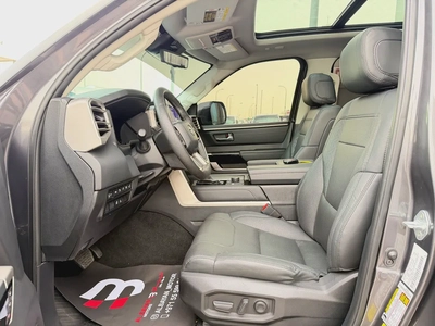 تويوتا سيكويا SEQUOIA IFORCE MAX رمادي/اسود 2023-6