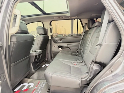 تويوتا سيكويا SEQUOIA IFORCE MAX رمادي/اسود 2023-7