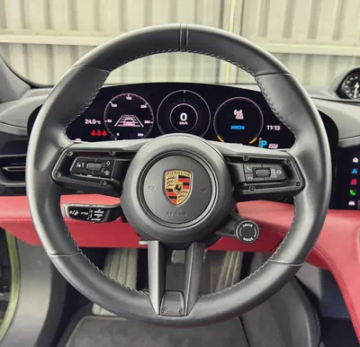 Exclusive Offer | GCC | Very Low Mileage | Warranty 2027 | Al Naboodah Full Service History-12
