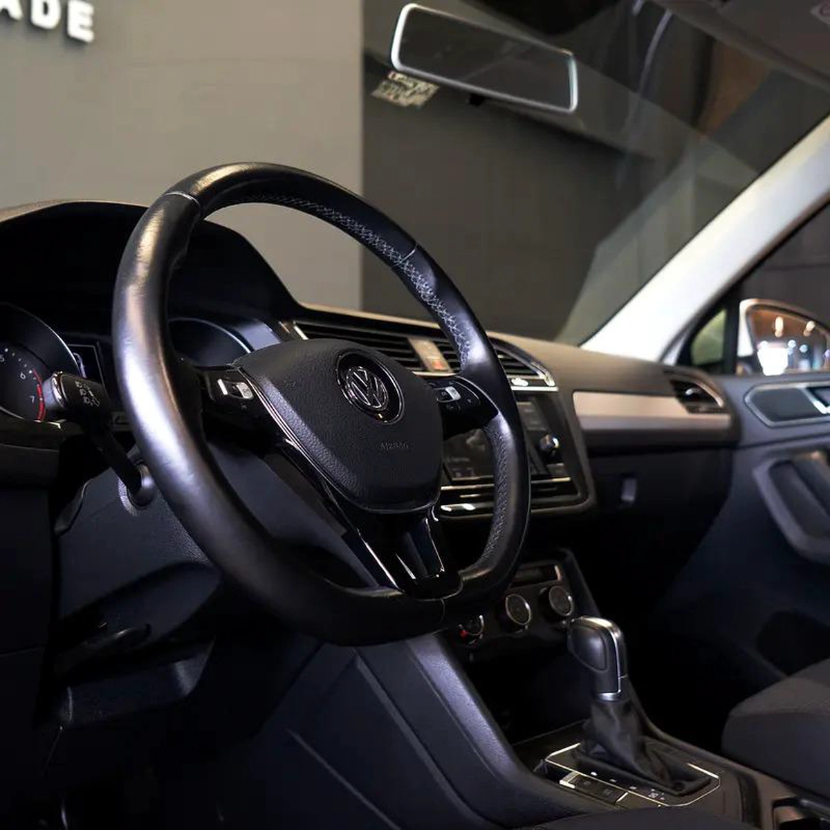 AED 1,118 pm • 0% Downpayment • Volkswagen Tiguan SE • 1 Year Warranty-5-5