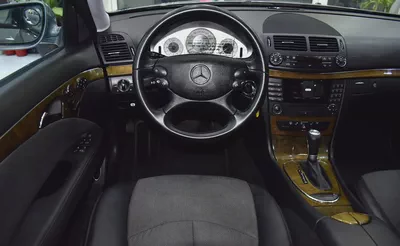 EXCELLENT DEAL for our Mercedes Benz E280 ( 2007 Model ) in Grey Color GCC Specs-11