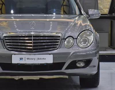 EXCELLENT DEAL for our Mercedes Benz E280 ( 2007 Model ) in Grey Color GCC Specs-3