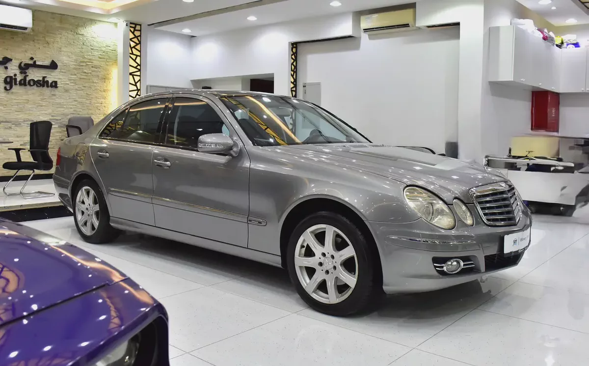 EXCELLENT DEAL for our Mercedes Benz E280 ( 2007 Model ) in Grey Color GCC Specs-2-2
