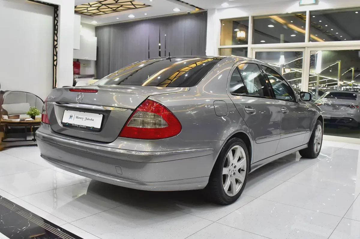EXCELLENT DEAL for our Mercedes Benz E280 ( 2007 Model ) in Grey Color GCC Specs-5-5