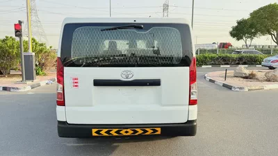 Toyota Hiace 2022 GCC Specs - cargo Van,excellent condition-8