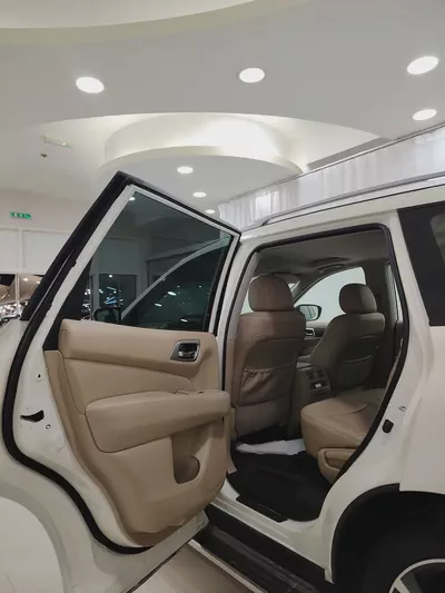 Nissan Pathfinder SV 2018 GCC Specs | Excellent Condition | Family SUV-9